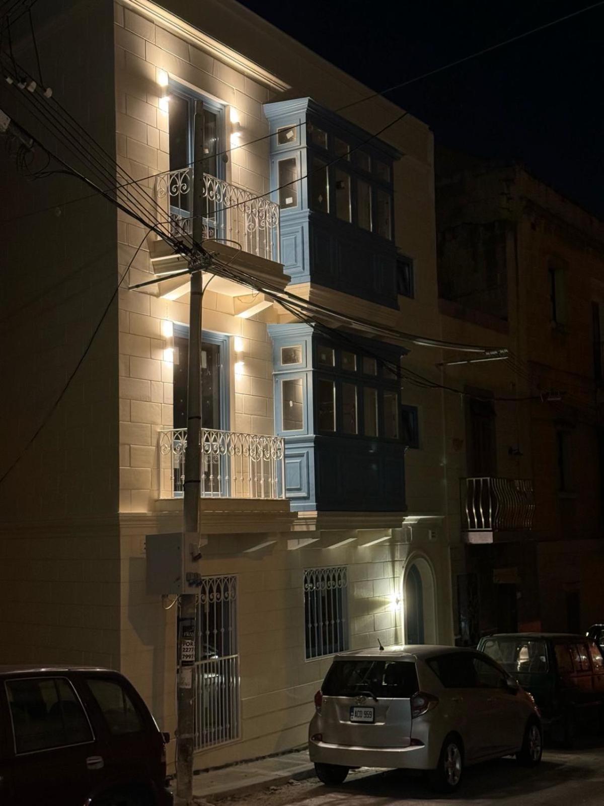 Dar Barbara Duplex 2 Double Bedrooms,2 Sofa Beds Large House With Terrace Roof Views Of Valletta Cospicua Esterno foto
